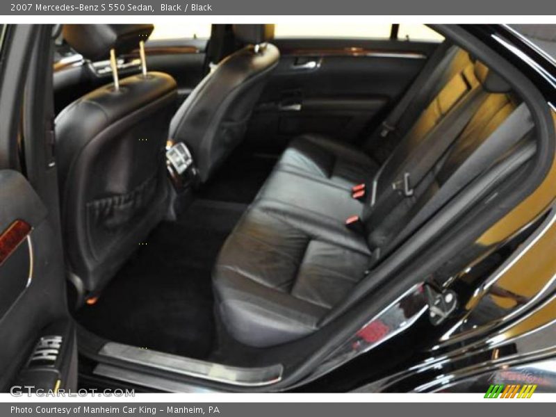 Black / Black 2007 Mercedes-Benz S 550 Sedan