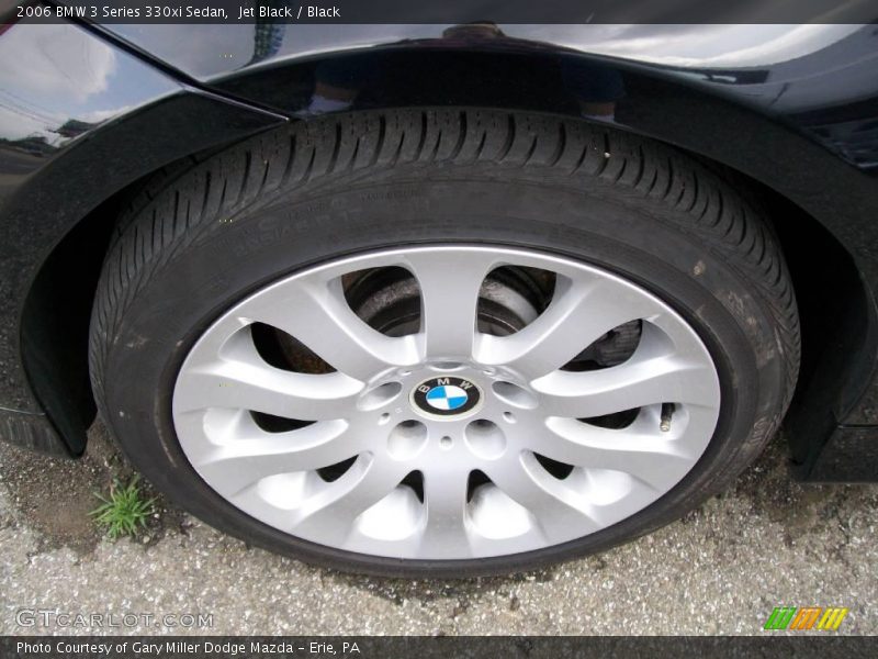 Jet Black / Black 2006 BMW 3 Series 330xi Sedan