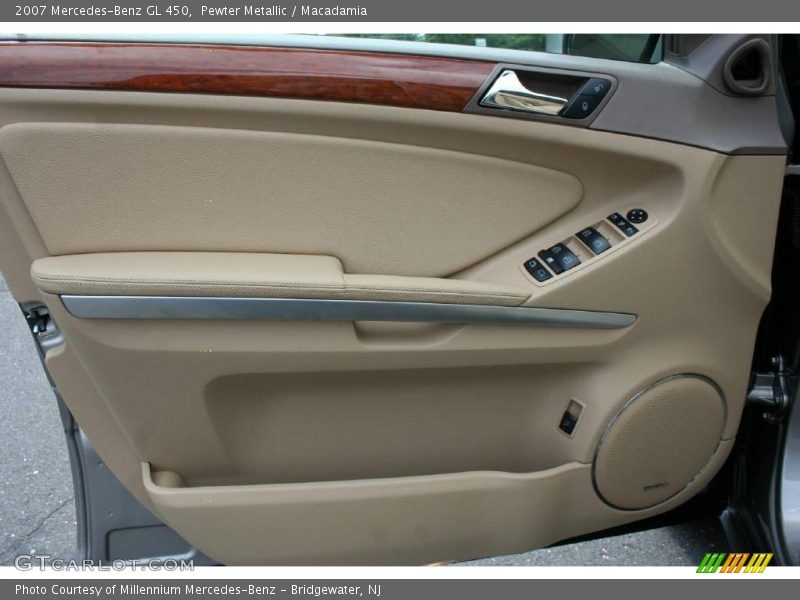 Pewter Metallic / Macadamia 2007 Mercedes-Benz GL 450