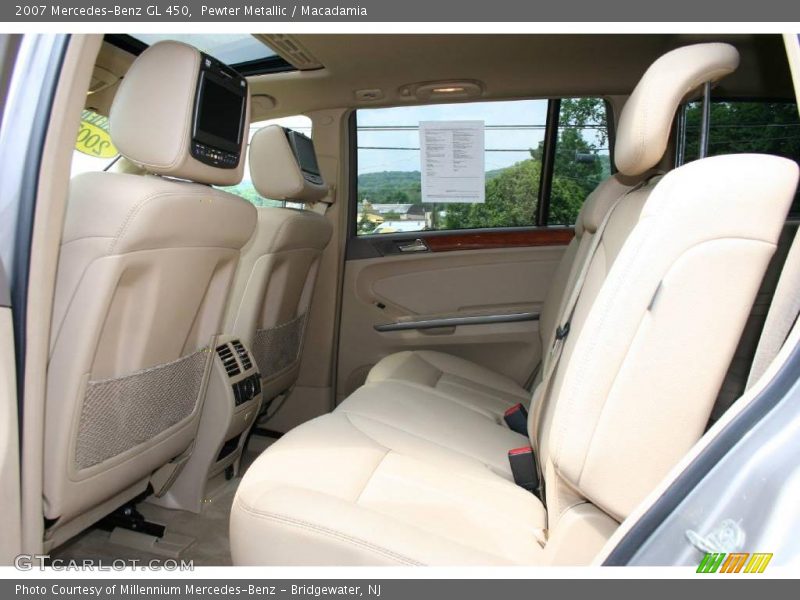 Pewter Metallic / Macadamia 2007 Mercedes-Benz GL 450