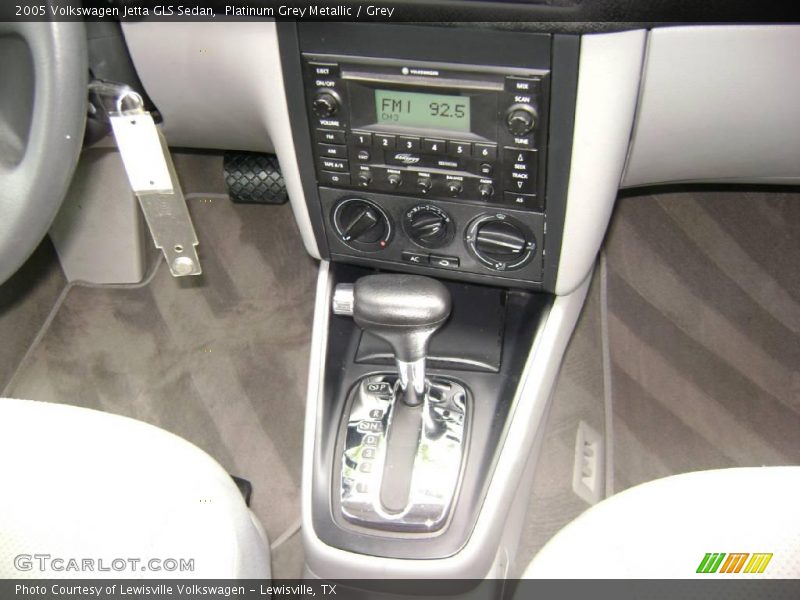 Platinum Grey Metallic / Grey 2005 Volkswagen Jetta GLS Sedan