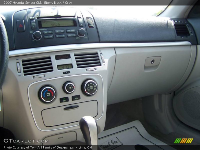 Ebony Black / Gray 2007 Hyundai Sonata GLS