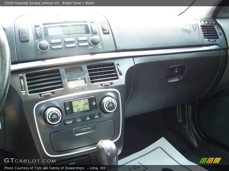 Bright Silver / Black 2008 Hyundai Sonata Limited V6