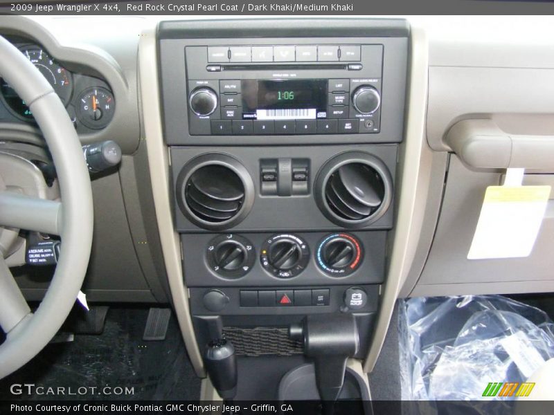 Red Rock Crystal Pearl Coat / Dark Khaki/Medium Khaki 2009 Jeep Wrangler X 4x4