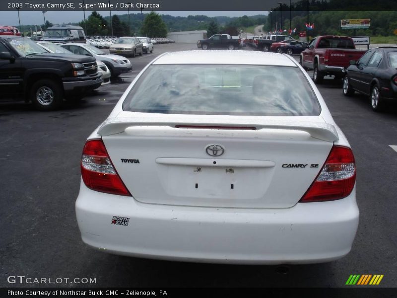 Super White / Dark Charcoal 2003 Toyota Camry SE