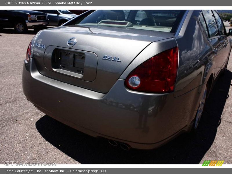 Smoke Metallic / Frost 2005 Nissan Maxima 3.5 SL