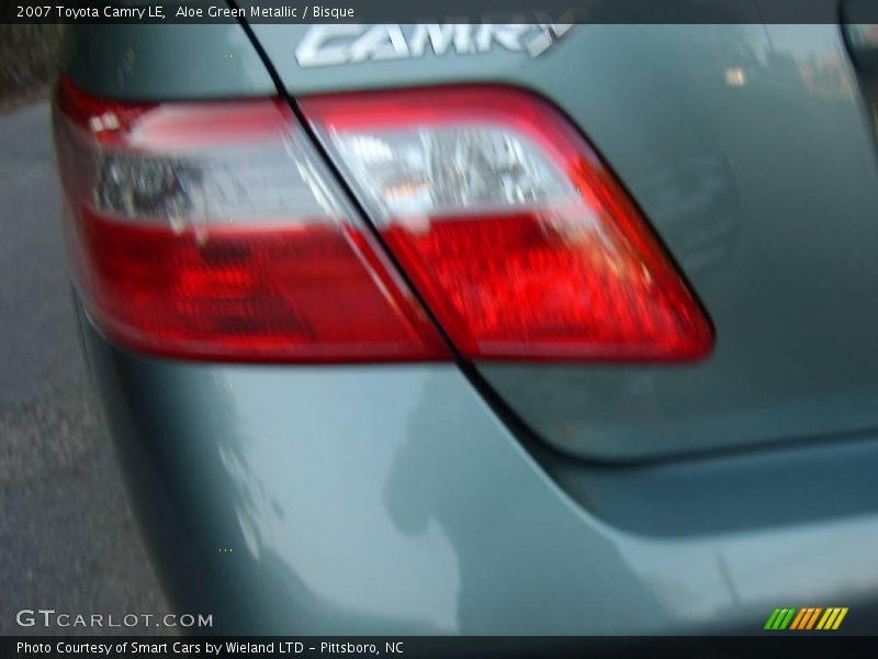 Aloe Green Metallic / Bisque 2007 Toyota Camry LE