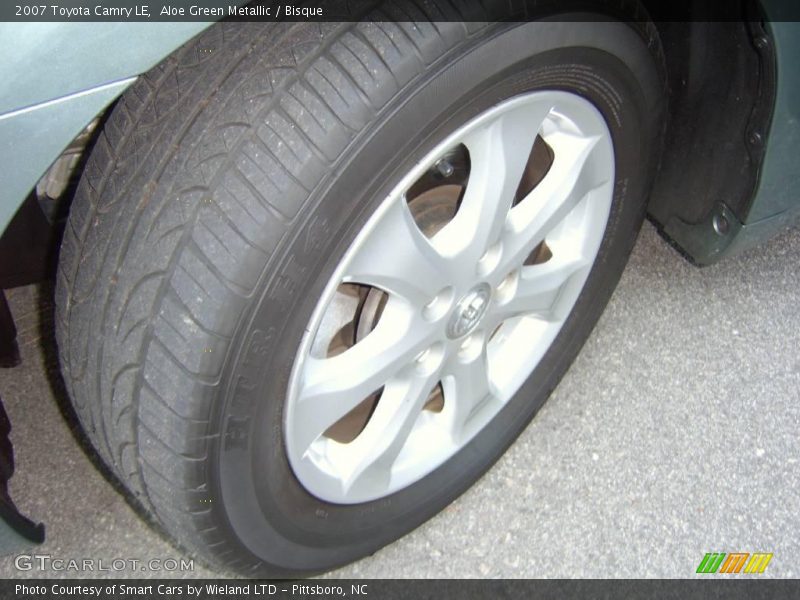 Aloe Green Metallic / Bisque 2007 Toyota Camry LE