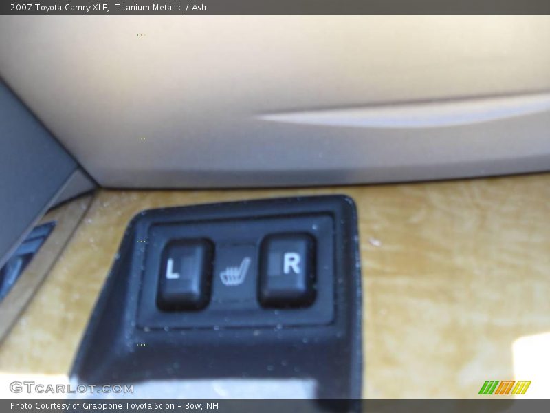 Titanium Metallic / Ash 2007 Toyota Camry XLE