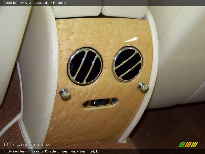 Magnolia / Magnolia 2008 Bentley Azure