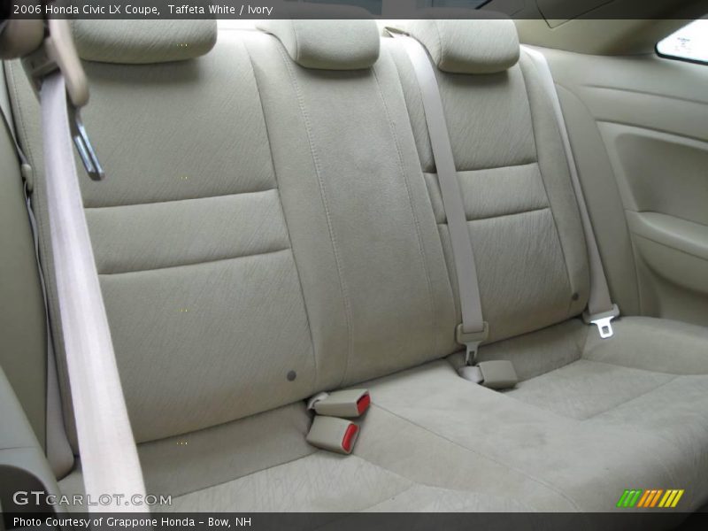 Taffeta White / Ivory 2006 Honda Civic LX Coupe
