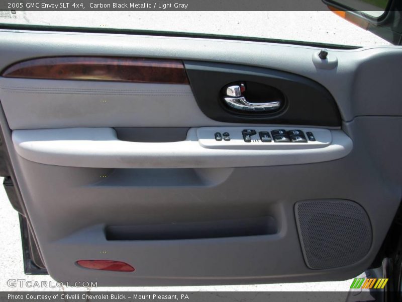 Carbon Black Metallic / Light Gray 2005 GMC Envoy SLT 4x4