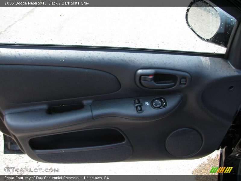 Black / Dark Slate Gray 2005 Dodge Neon SXT