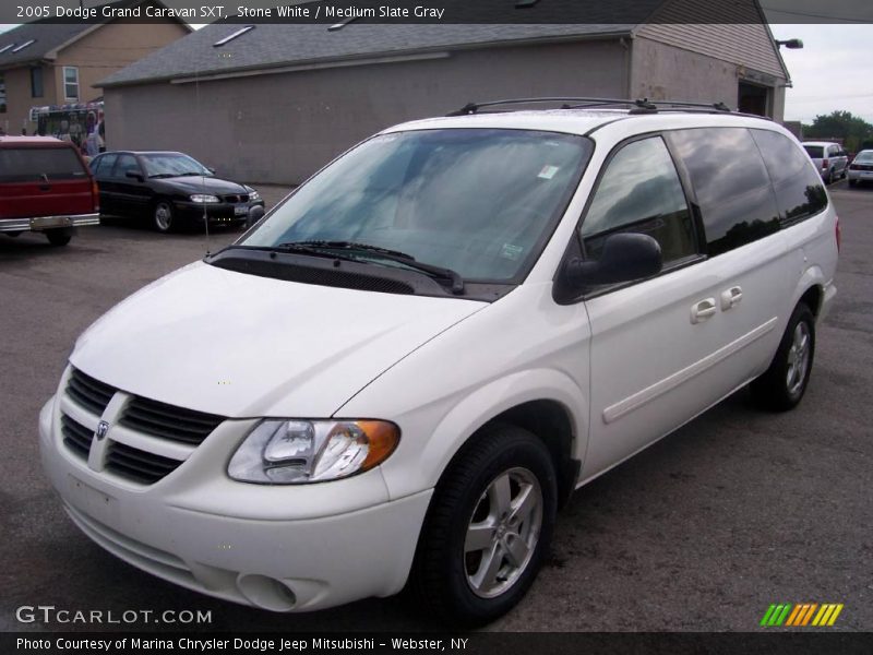 Stone White / Medium Slate Gray 2005 Dodge Grand Caravan SXT