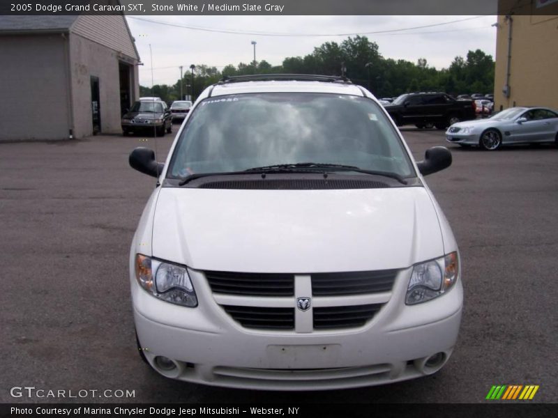 Stone White / Medium Slate Gray 2005 Dodge Grand Caravan SXT
