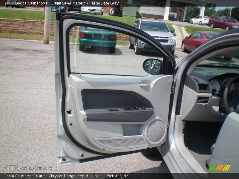 Bright Silver Metallic / Pastel Slate Gray 2007 Dodge Caliber SXT
