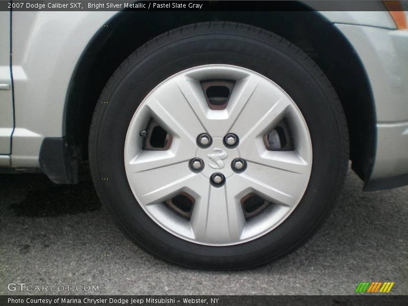 Bright Silver Metallic / Pastel Slate Gray 2007 Dodge Caliber SXT
