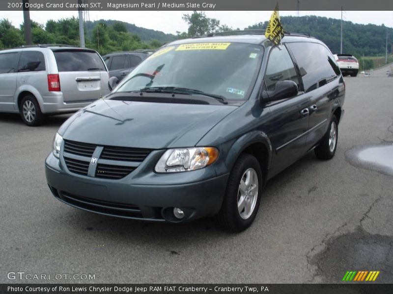 Magnesium Pearl / Medium Slate Gray 2007 Dodge Grand Caravan SXT