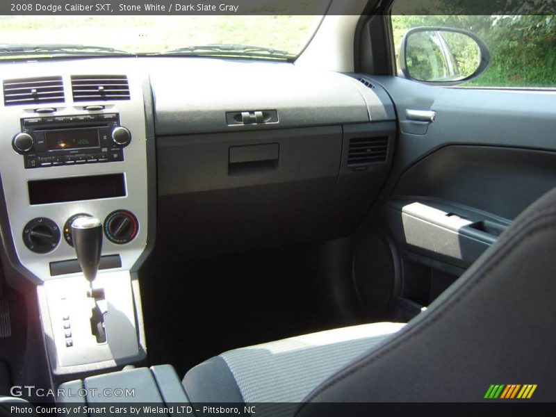 Stone White / Dark Slate Gray 2008 Dodge Caliber SXT