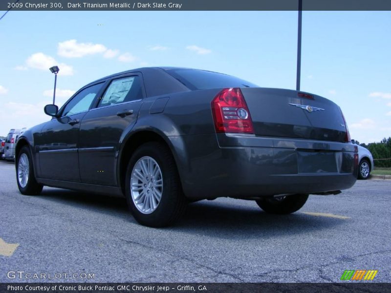 Dark Titanium Metallic / Dark Slate Gray 2009 Chrysler 300