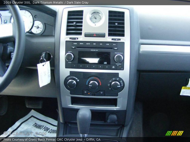 Dark Titanium Metallic / Dark Slate Gray 2009 Chrysler 300