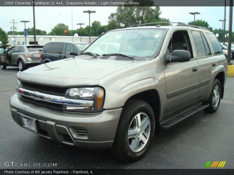 Graystone Metallic / Light Cashmere/Ebony 2005 Chevrolet TrailBlazer LS 4x4