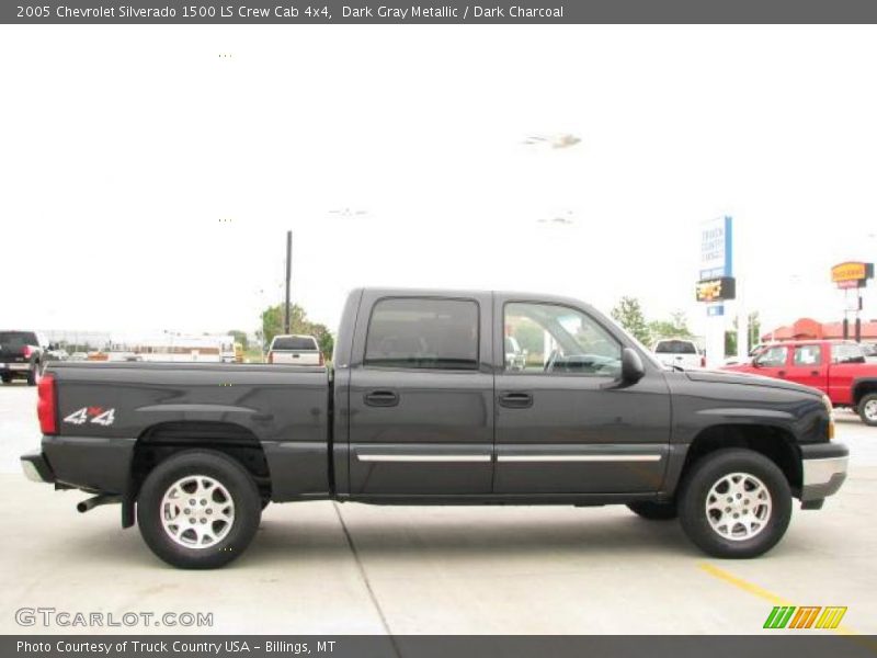 Dark Gray Metallic / Dark Charcoal 2005 Chevrolet Silverado 1500 LS Crew Cab 4x4