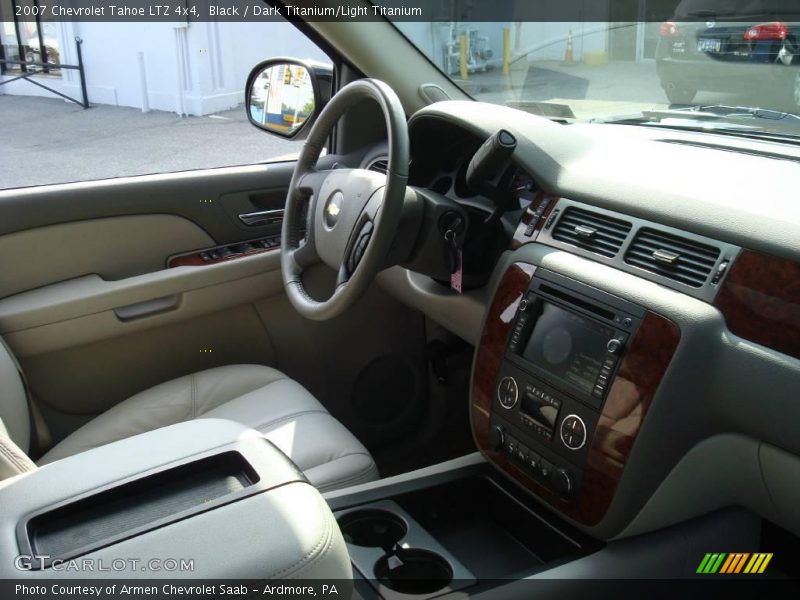 Black / Dark Titanium/Light Titanium 2007 Chevrolet Tahoe LTZ 4x4