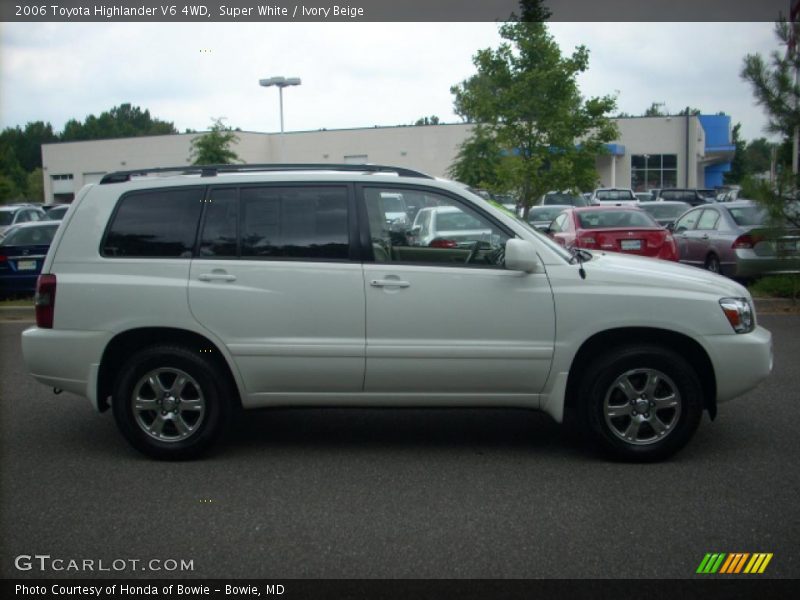 Super White / Ivory Beige 2006 Toyota Highlander V6 4WD
