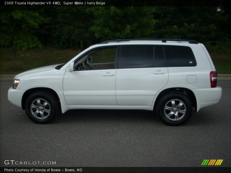 Super White / Ivory Beige 2006 Toyota Highlander V6 4WD