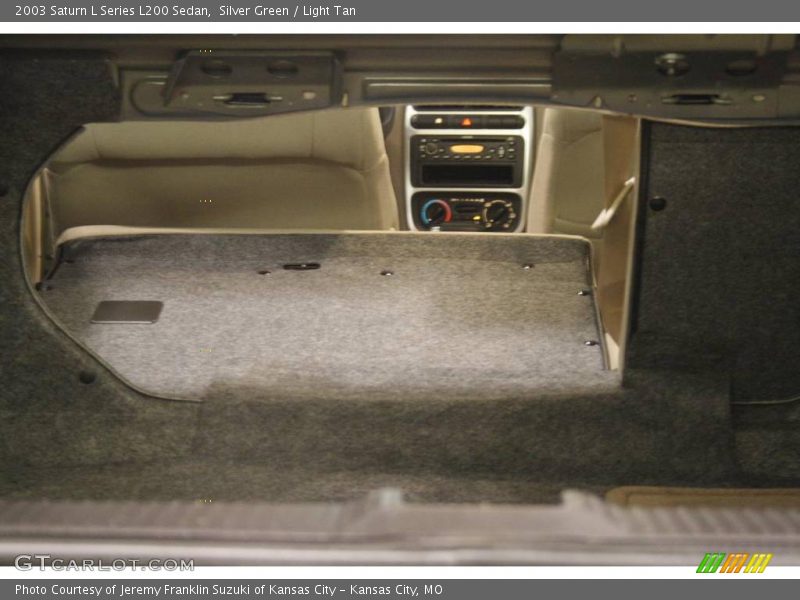 Silver Green / Light Tan 2003 Saturn L Series L200 Sedan