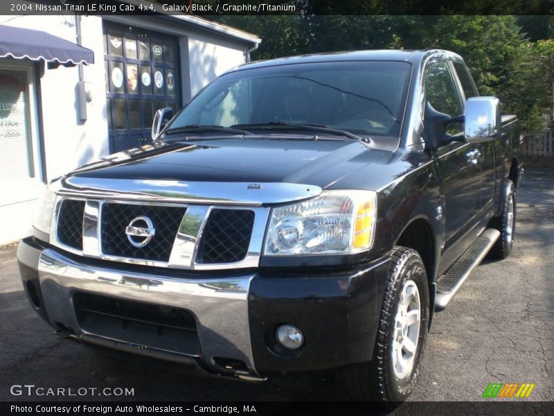 Galaxy Black / Graphite/Titanium 2004 Nissan Titan LE King Cab 4x4