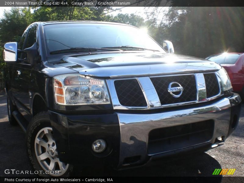 Galaxy Black / Graphite/Titanium 2004 Nissan Titan LE King Cab 4x4