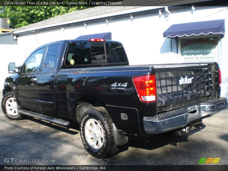 Galaxy Black / Graphite/Titanium 2004 Nissan Titan LE King Cab 4x4