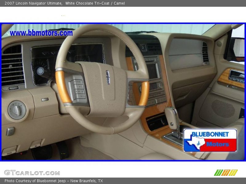 White Chocolate Tri-Coat / Camel 2007 Lincoln Navigator Ultimate