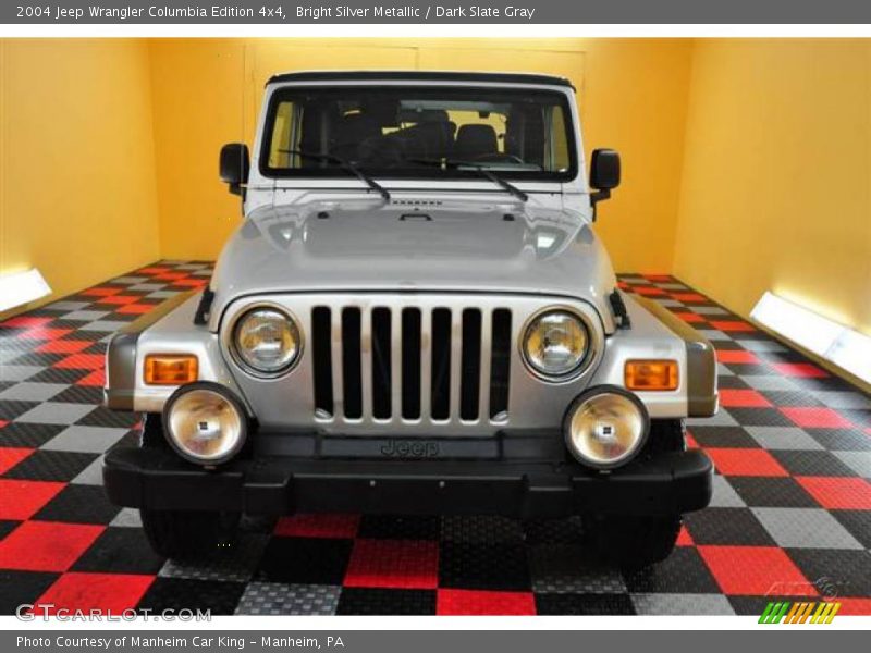 Bright Silver Metallic / Dark Slate Gray 2004 Jeep Wrangler Columbia Edition 4x4