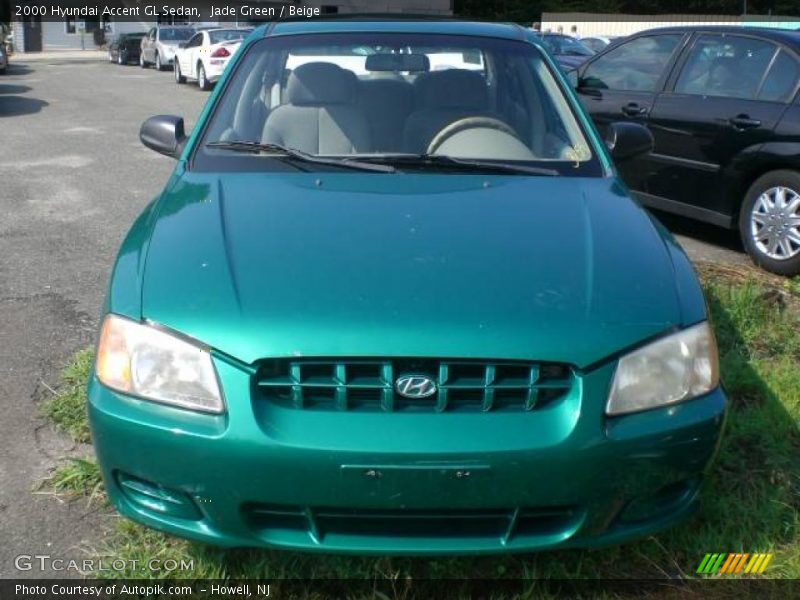 Jade Green / Beige 2000 Hyundai Accent GL Sedan