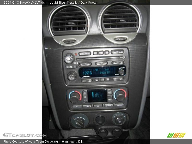 Liquid Silver Metallic / Dark Pewter 2004 GMC Envoy XUV SLT 4x4