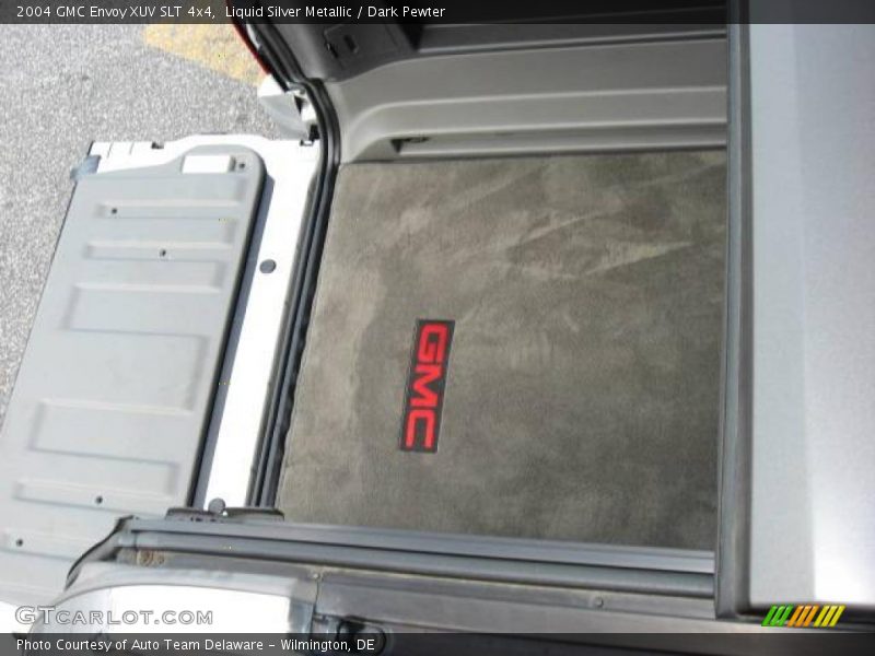 Liquid Silver Metallic / Dark Pewter 2004 GMC Envoy XUV SLT 4x4