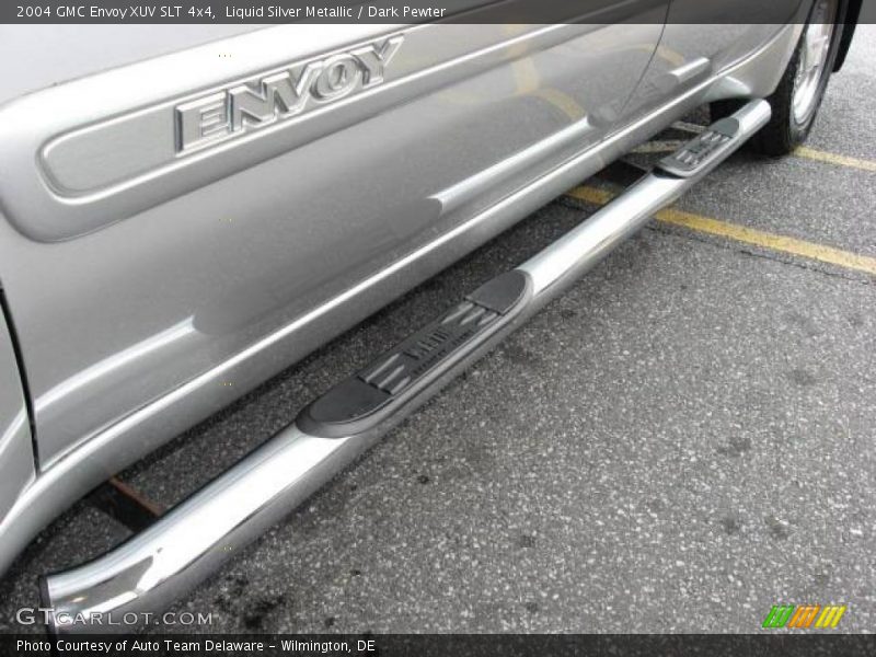 Liquid Silver Metallic / Dark Pewter 2004 GMC Envoy XUV SLT 4x4