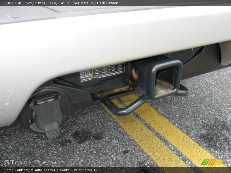 Liquid Silver Metallic / Dark Pewter 2004 GMC Envoy XUV SLT 4x4