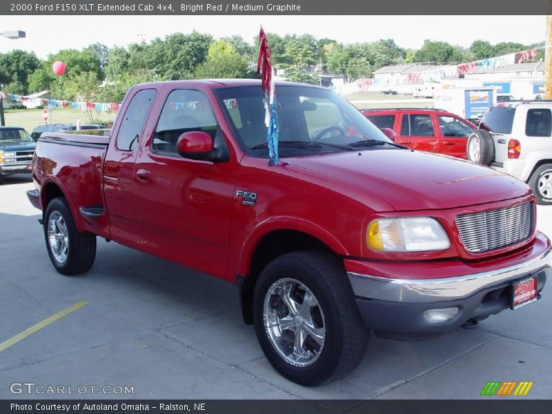 Bright Red / Medium Graphite 2000 Ford F150 XLT Extended Cab 4x4