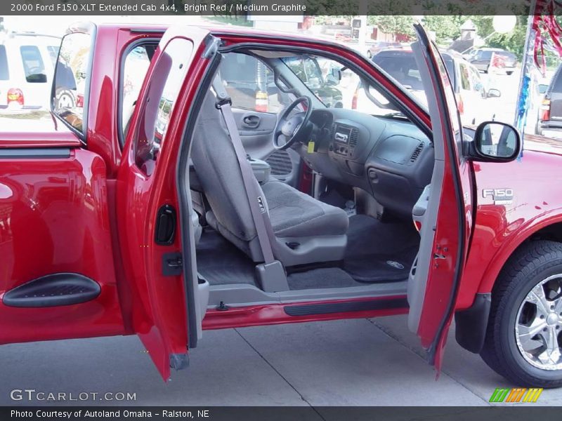 Bright Red / Medium Graphite 2000 Ford F150 XLT Extended Cab 4x4