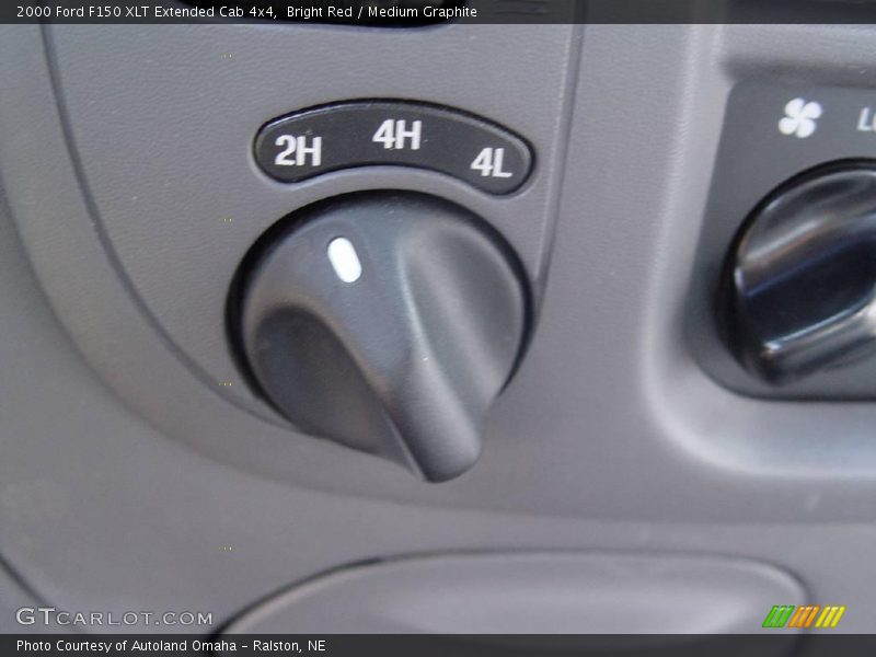 Bright Red / Medium Graphite 2000 Ford F150 XLT Extended Cab 4x4