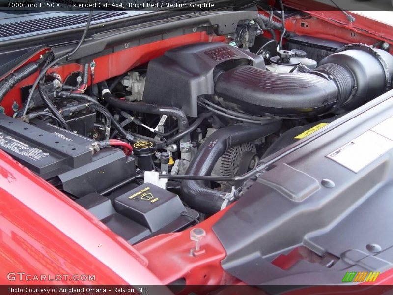 Bright Red / Medium Graphite 2000 Ford F150 XLT Extended Cab 4x4