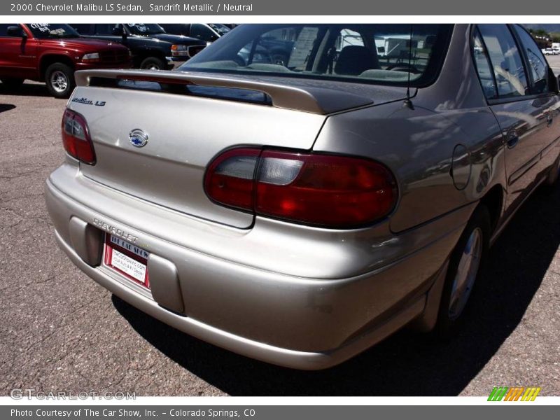 Sandrift Metallic / Neutral 2000 Chevrolet Malibu LS Sedan