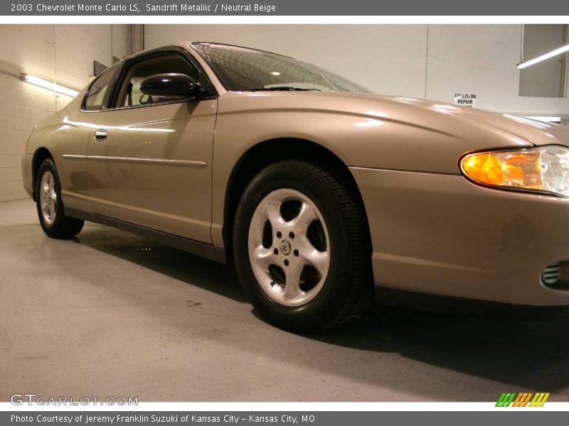 Sandrift Metallic / Neutral Beige 2003 Chevrolet Monte Carlo LS
