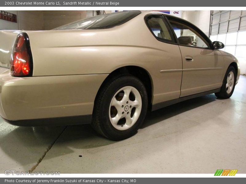 Sandrift Metallic / Neutral Beige 2003 Chevrolet Monte Carlo LS