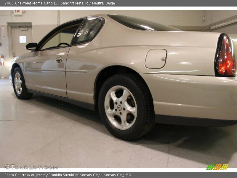 Sandrift Metallic / Neutral Beige 2003 Chevrolet Monte Carlo LS