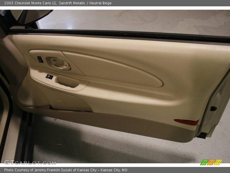 Sandrift Metallic / Neutral Beige 2003 Chevrolet Monte Carlo LS